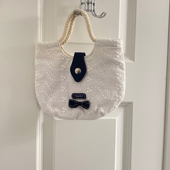 Tommy Hilfiger Lace Bag Small White with Rope handles Brand New Never been used - Picture 9 of 13